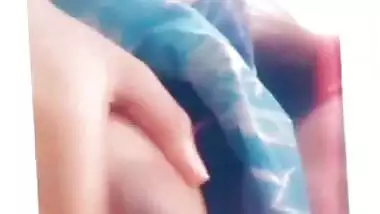 Naked cute selfie MMS