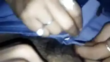 Real desi lovers sexual pussy exploration – Indian foreplay video