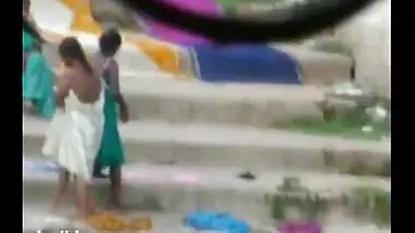 Local Desi Girls Taking Bath Outdoor