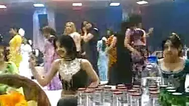 Latest bar dancer clip from mumbai