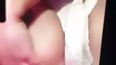 Huge round boobs bhabhi from Kolkata does nude call