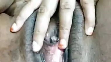 Natasha bhabhi private cam chat and viral nude bath