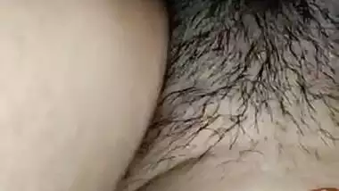 Girl takes her first dick in her tight pussy in xxx MMS