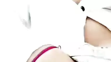 Milky boobs horny GF topless viral call to boyfriend