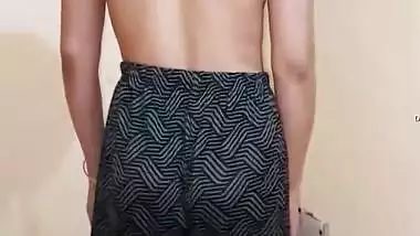 Bhabhi Shows Her Boobs