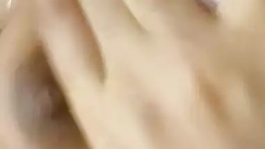 Pure Tamil girl nude nipple show MMS