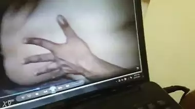 Indian chick banged doggy...