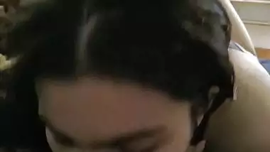 Cute girl sucking dick and balls of boyfriend viral MMS