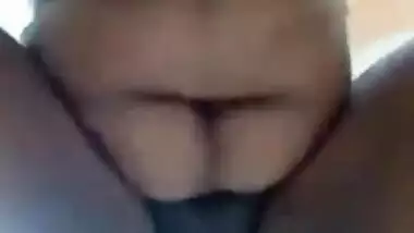 Chubby Mallu wife shiowing fleshy pussy on cam