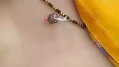 Telugu Mature Aunty Outdoor Sex Viral Porn MMS