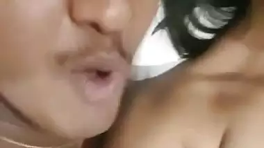 Indian crazy lovers ki foreplay and fingering video