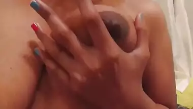 South Tamil showing off her breasts