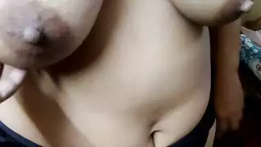 Lover fucks his big boob GF and records her nude MMS