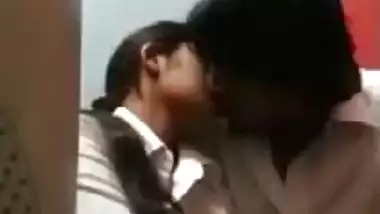 Desi Couple In Cyber Cafe - Movies.