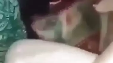 Hard chudai of a curvy babe in the doggy style