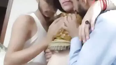 Two Hyderabad boys and a hot babe’s live xxx video