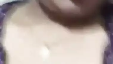 Long boobs girlfriend licking nipple viral video call