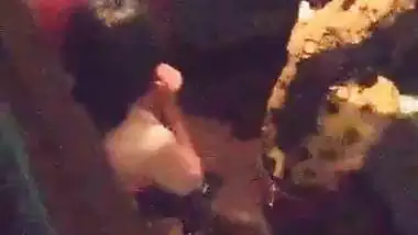 Pervert records desi aunty sex MMS secretly