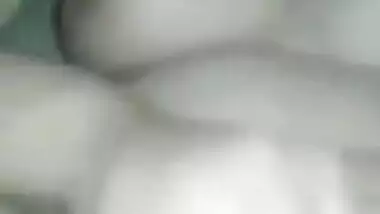 Cute Paki Bhabi Masturbating