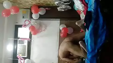 Loud moaning Indian XXX video with friends wife