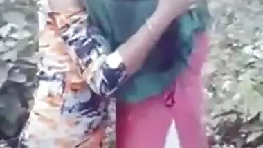 Desi Lesbian kiss for TikTok fame