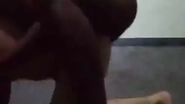 Indian hostel senior girl fucked and cum in mouth video