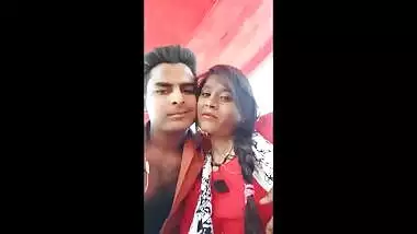 Couple kissing in outdoor and press boobs full hindi audio