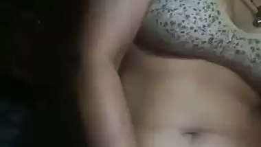 Bhabi Talking On Phone stripping and fingering MMS