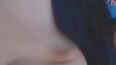 Cute Paki Girl Showing