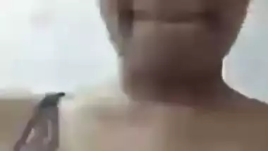 Desi Unhooking bra solo selfie