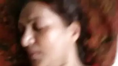 Mature aunty puffy pussy fucking by husband friend