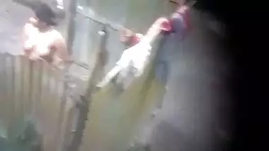 Neighbour village bhabhi bathing caught on camera