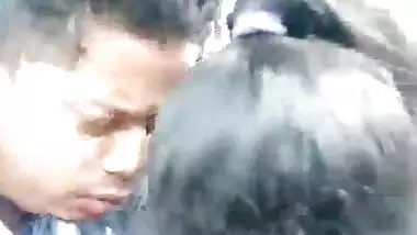 Desi lovers sex MMS video trending online