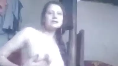 Sexy village punjabi bhabhi hot pussy mms