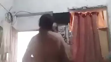 Desi local sex of an aunty fucking her father-in-law