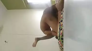 Indian lovers fingering and fucking XXX porn video